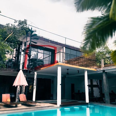 Voda Hotel Унаватуна Екстер'єр фото